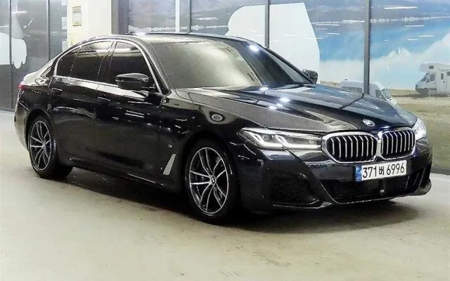 인천중고차 5시리즈 (G30) 520i M 스포츠 매물 사진 4 - 2022/07 41,999km